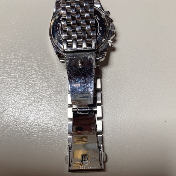 Michael kors watch - Picture 3 of 3